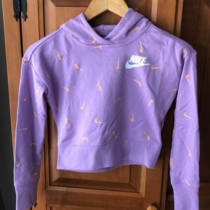 Nike Sportswear
Big Kids' (Girls') Printed Crop French Terry Hoodie